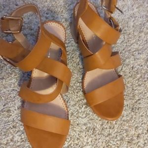 Women's size 8 shoes